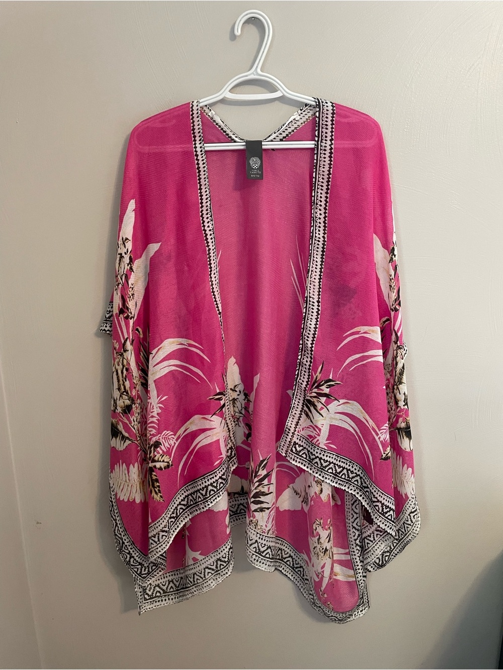 Vince Camuto cardigan/ cover up one size